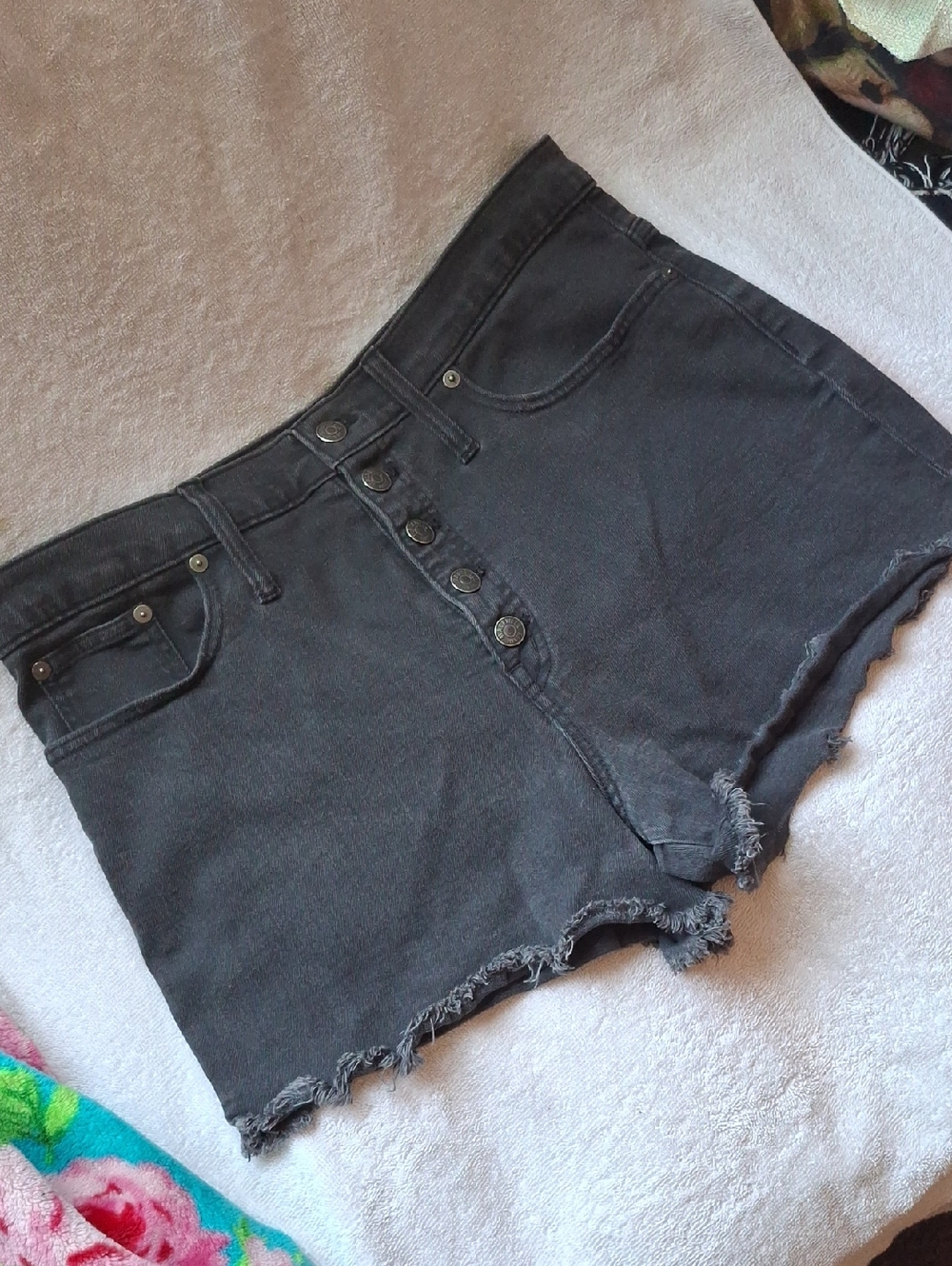 Madewell Black High-Rise Button-Fly Denim Shorts Cut Off Sz 31 Goth Distressed
